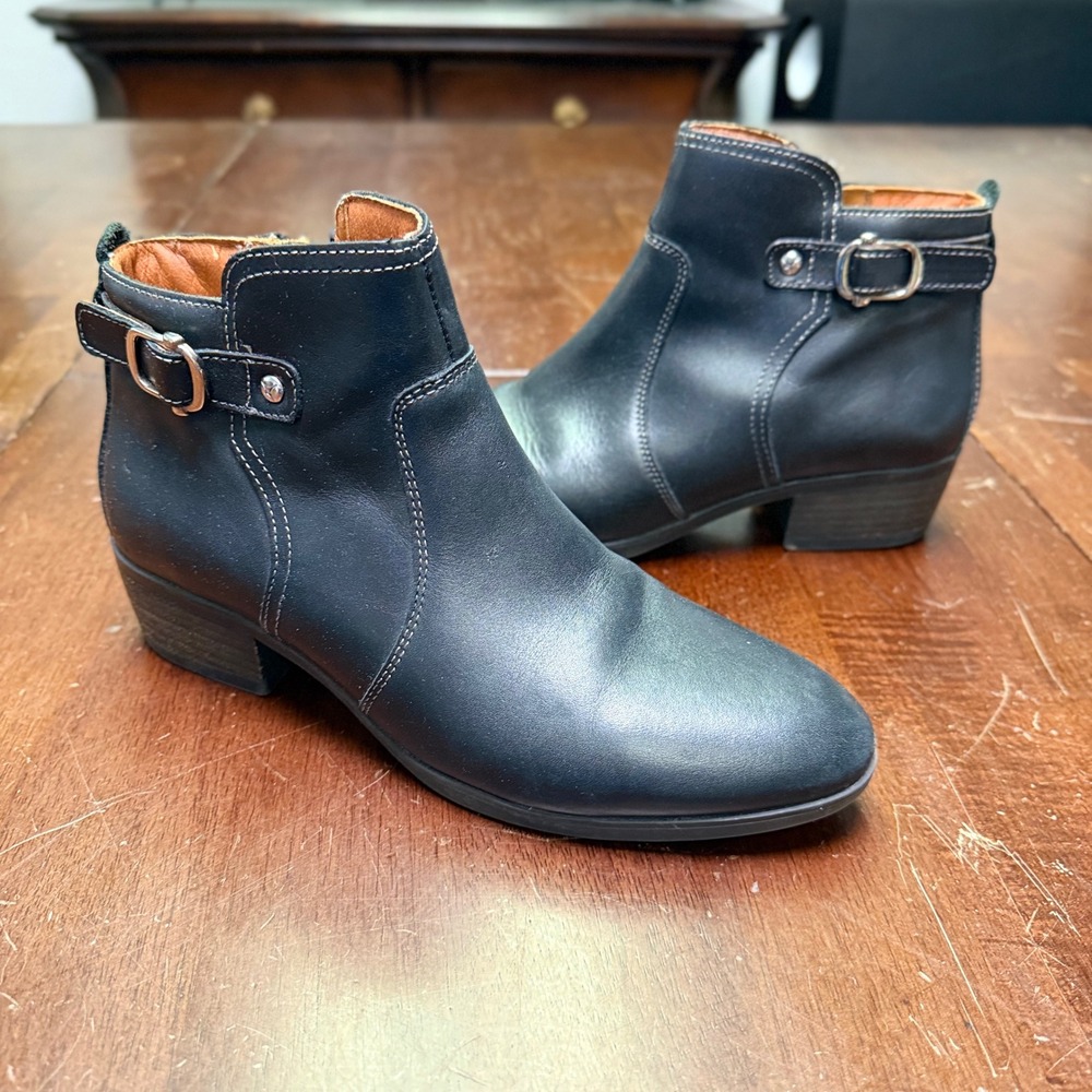 Pikolinos Baqueira Ankle Boots Women 37 6.5-7US Black Leather Buckle Zip W1U8759